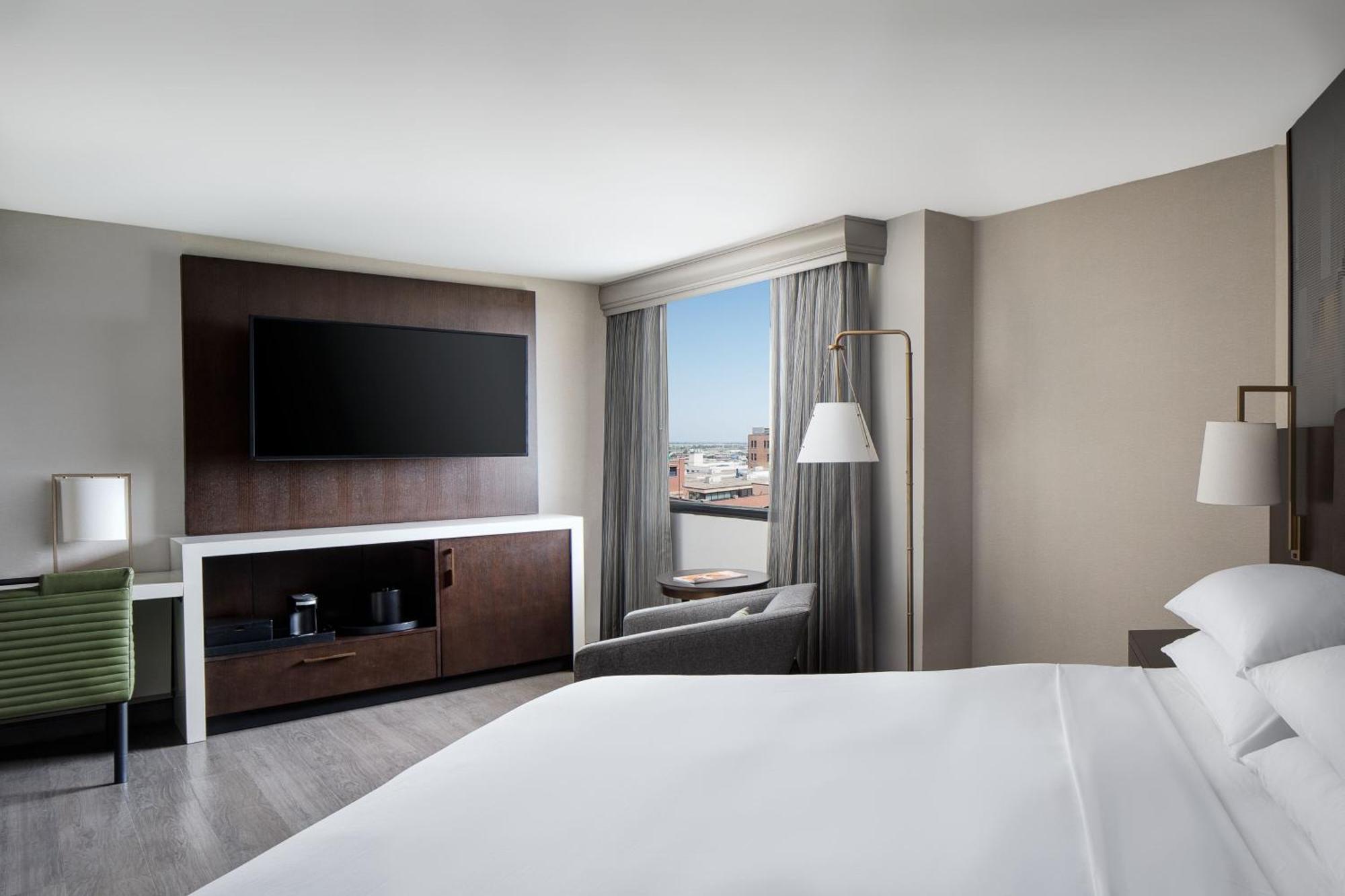 Dallas-Addison Marriott Quorum By The Galleria Екстериор снимка