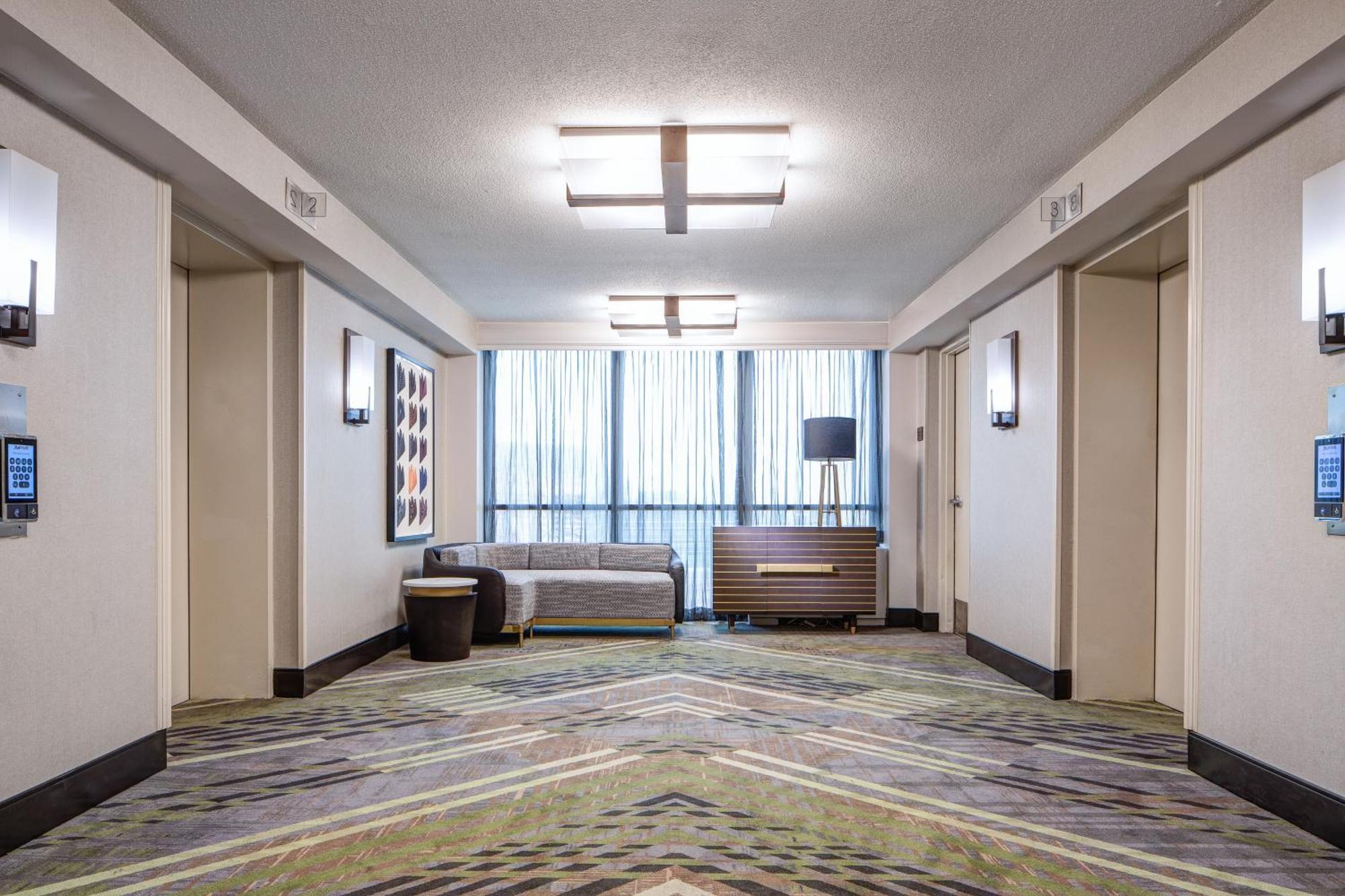 Dallas-Addison Marriott Quorum By The Galleria Екстериор снимка